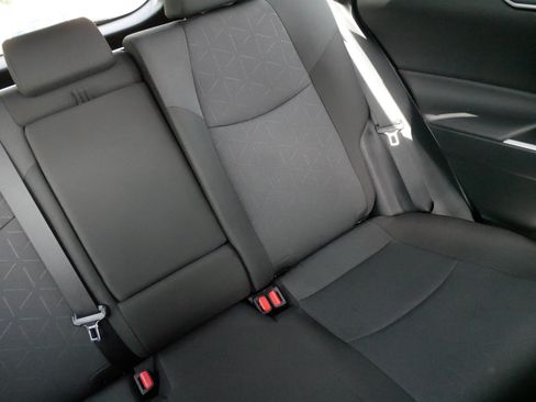 Certified 2025 Toyota RAV4 XLE AWD/4WD image 14