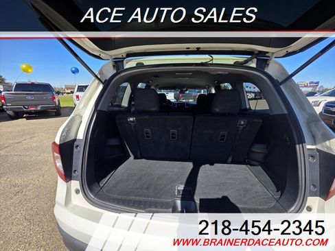 Used 2019 Honda Pilot LX image 16