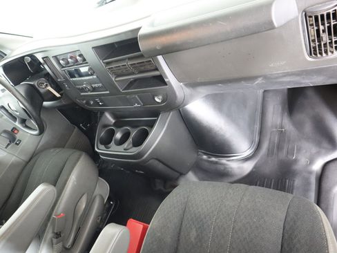 Used 2020 GMC Savana 2500 w/ Driver Convenience Package image 15