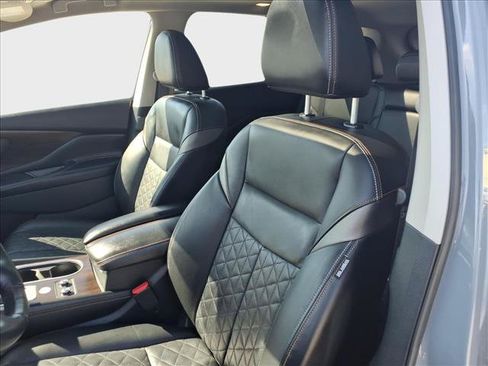 Used 2024 Nissan Murano Platinum AWD/4WD image 17