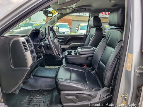 Used 2018 Chevrolet Silverado 1500 LT AWD/4WD image 9