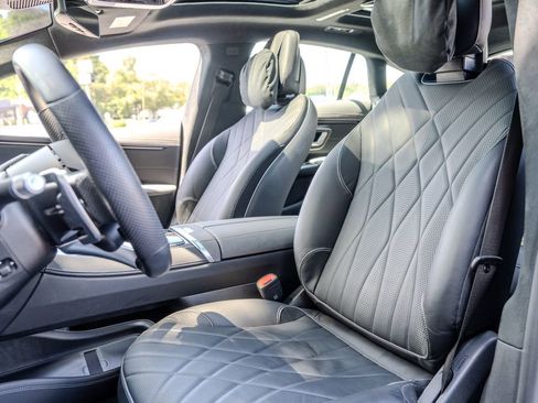 Used 2022 Mercedes-Benz EQS AMG 4MATIC w/ Pinnacle Trim Package image 20