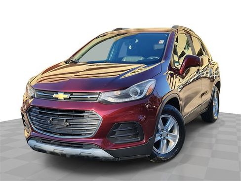Certified 2017 Chevrolet Trax LT w/ LT Convenience Package image 1