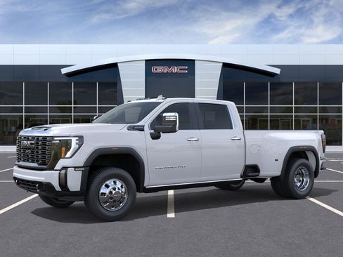 New 2026 GMC Sierra 3500 Denali Ultimate image 17