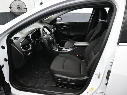 Used 2024 Chevrolet Malibu LT FWD image 10