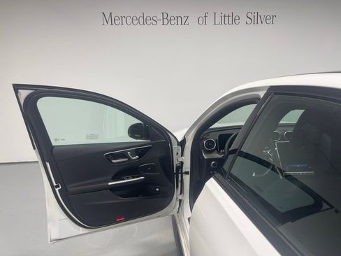 Used 2025 Mercedes-Benz C 43 AMG 4MATIC image 17