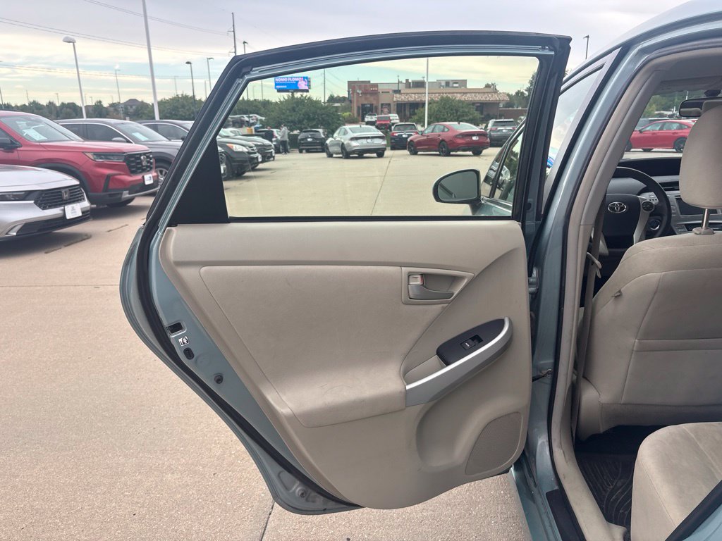 Used 2014 Toyota Prius Three FWD image 30