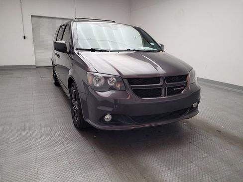 Used 2019 Dodge Grand Caravan GT FWD image 14