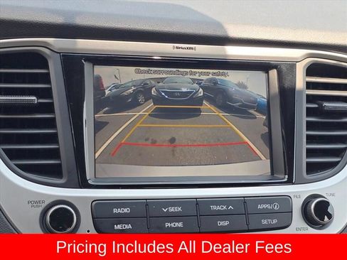 Used 2022 Hyundai Accent SE FWD image 12