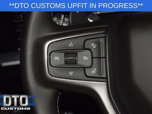 Used 2025 Chevrolet Silverado 1500 High Country w/ Midnight Edition AWD/4WD image 36