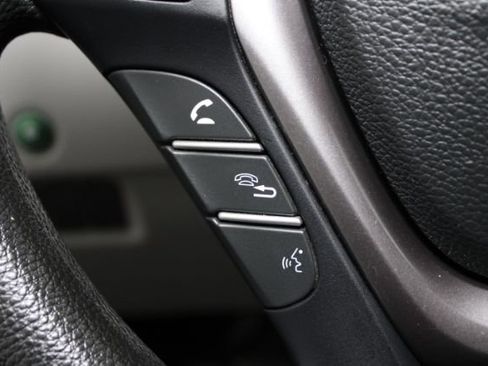 Used 2017 Honda Pilot EX image 19