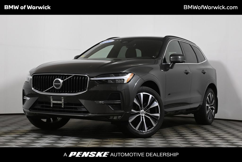 Used 2022 Volvo XC60 B5 Momentum w/ Climate Package AWD/4WD image 1