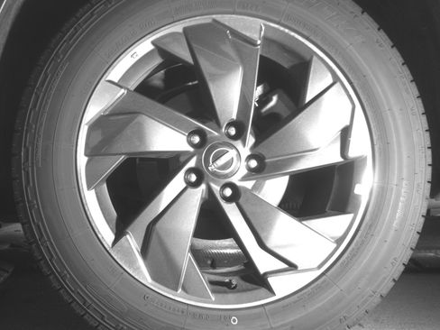 Used 2025 Nissan Rogue SV FWD image 14