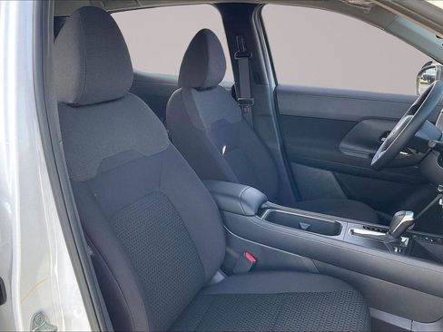 New 2026 Nissan Kicks S image 8