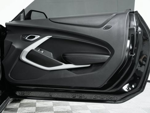Used 2022 Chevrolet Camaro SS RWD image 66