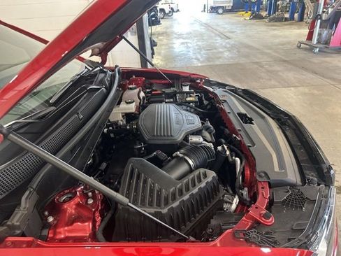 Used 2025 Cadillac XT6 Sport image 40