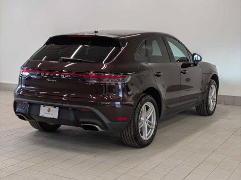 Used 2025 Porsche Macan AWD/4WD image 7