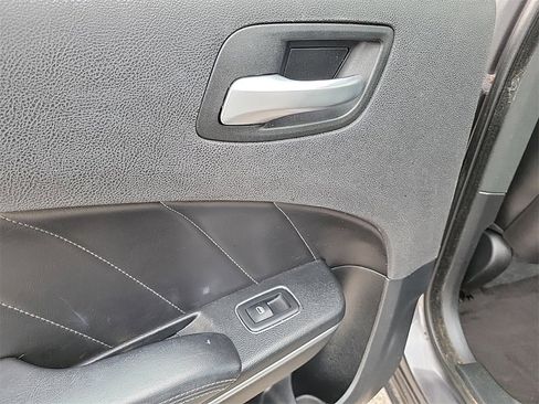 Used 2018 Dodge Charger R/T w/ Plus Group image 14