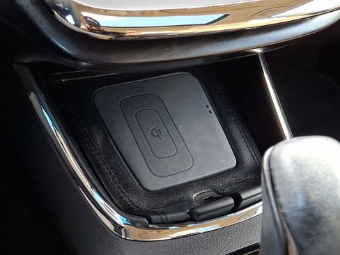 Used 2016 Toyota Avalon Limited image 31