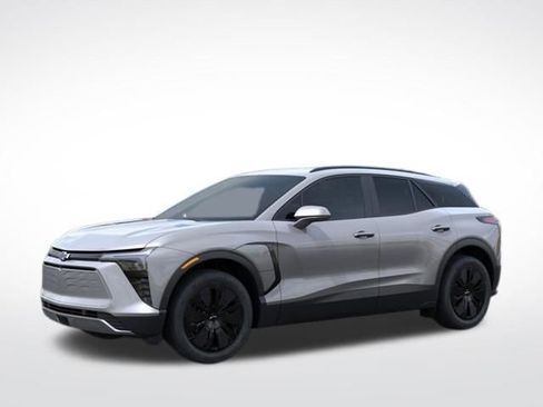 Used 2025 Chevrolet Blazer EV LT w/ Midnight/Sport Edition AWD/4WD image 2