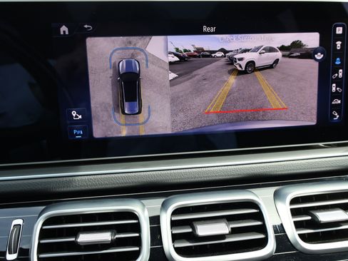 Certified 2024 Mercedes-Benz GLS 450 4MATIC image 40