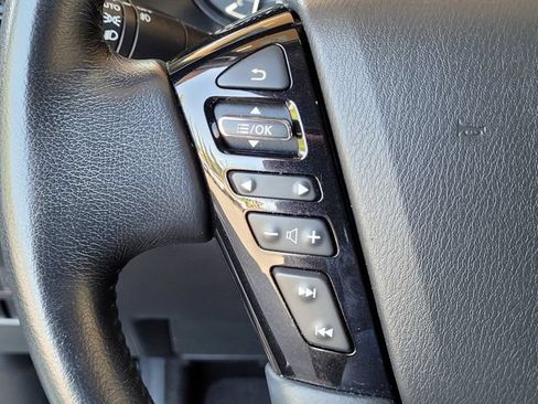 Used 2022 Nissan Armada SL w/ Captain's Chairs Package RWD image 29