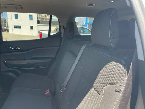 Used 2019 GMC Acadia SLE w/ LPO, Floor Liner Package FWD image 18