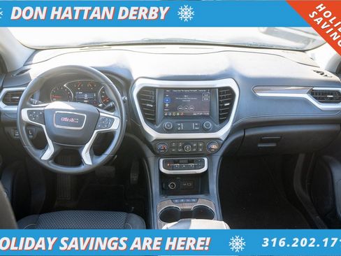 Used 2023 GMC Acadia SLE w/ Driver Convenience Package image 4