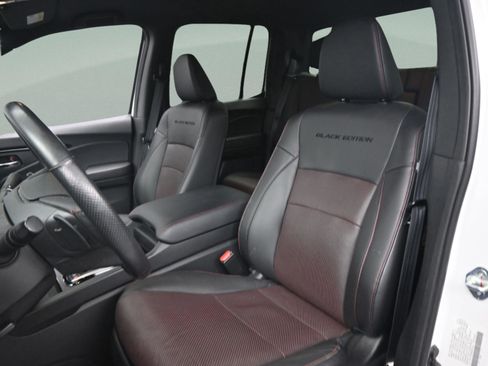 Used 2024 Honda Ridgeline Black Edition image 32