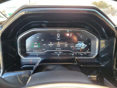 Used 2023 GMC Sierra 1500 SLT w/ SLT Premium Package image 17