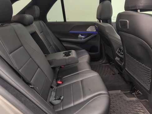 Used 2020 Mercedes-Benz GLE 350 4MATIC w/ Premium Package image 18