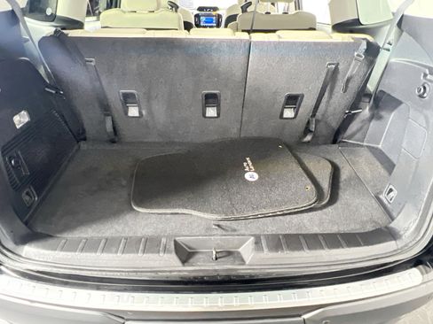 Used 2022 Subaru Ascent Premium w/ Convenience Package image 24