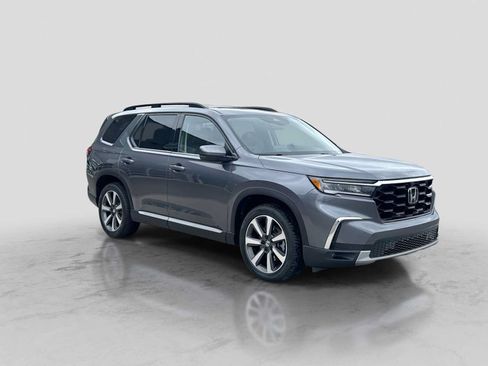 Used 2023 Honda Pilot Elite image 8