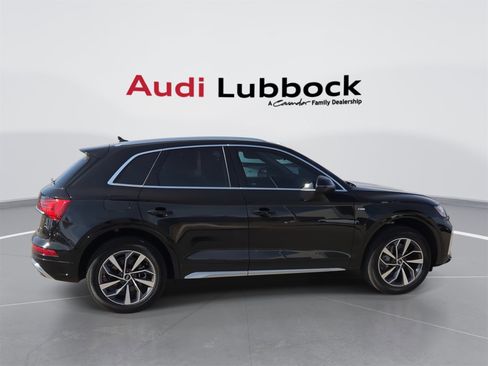 Certified 2024 Audi Q5 2.0T Premium w/ Convenience Package image 9