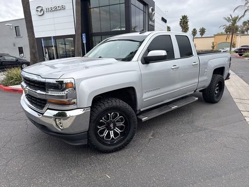 Used 2018 Chevrolet Silverado 1500 LT image 23