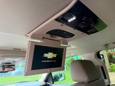 Used 2019 Chevrolet Tahoe Premier AWD/4WD image 9