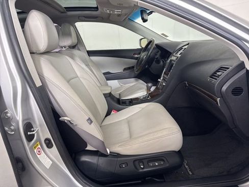Used 2011 Lexus ES 350 image 4