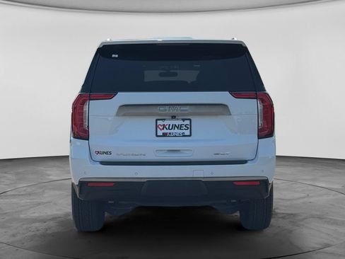 Used 2023 GMC Yukon SLT w/ SLT Luxury Package AWD/4WD image 9