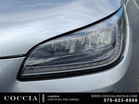 Certified 2022 Lincoln Corsair AWD w/ Equipment Group 101A image 9