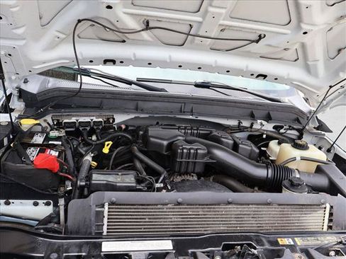 Used 2016 Ford F250 XL w/ Power Equipment Group AWD/4WD image 24