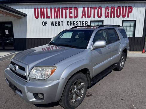 Used 2008 Toyota 4Runner Limited w/ Limited Extra Value Pkg 1 RWD image 1