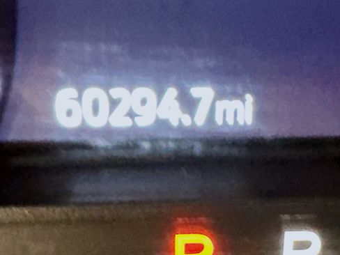 Used 2020 Ford Explorer XLT image 19