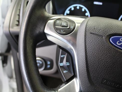 Used 2019 Ford Transit Connect XLT image 9