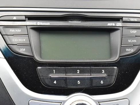 Used 2012 Hyundai Elantra GLS w/ Preferred Pkg 3 FWD image 28