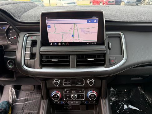Used 2021 GMC Yukon AT4 w/ AT4 Premium Package AWD/4WD image 38