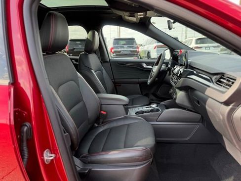 Used 2026 Ford Escape ST-Line Select w/ Equipment Group 401A AWD/4WD image 16