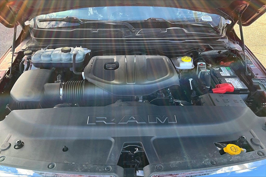Used 2025 RAM 1500 Big Horn AWD/4WD image 29