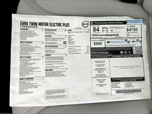 New 2025 Volvo EX90 Plus w/ Protection Package Premier image 37