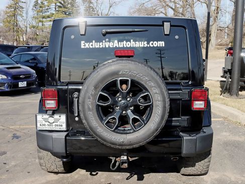 Used 2018 Jeep Wrangler Unlimited Sahara AWD/4WD image 17