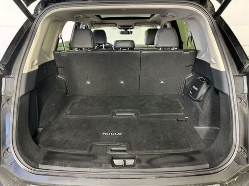 Certified 2023 Nissan Rogue SL w/ SL Premium Package AWD/4WD image 24
